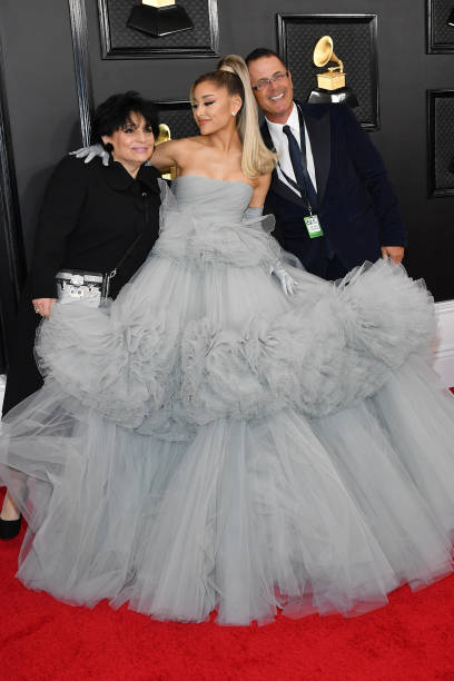 Joan Grande, Ariana Grande, and Edward Butera attend the 62nd Annual GRAMMY Awards at Staples Center on January 26, 2020 in Los Angeles, California. — frame 152/153 (408×612)