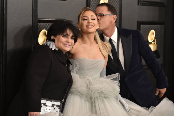 Joan Grande, Ariana Grande and Edward Butera attend the 62nd Annual Grammy Awards at Staples Center on January 26, 2020 in Los Angeles, CA. (612×408)