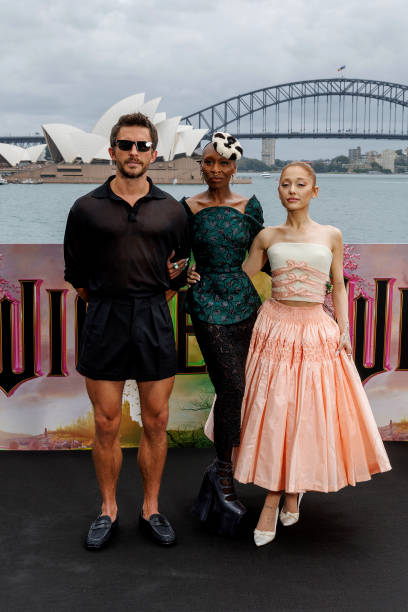 Jonathan Bailey, Cynthia Erivo and Ariana Grande pose for a photocall for the Australian premiere of "Wicked" at on November 05, 2024 in Sydney, Australia. (408×612)