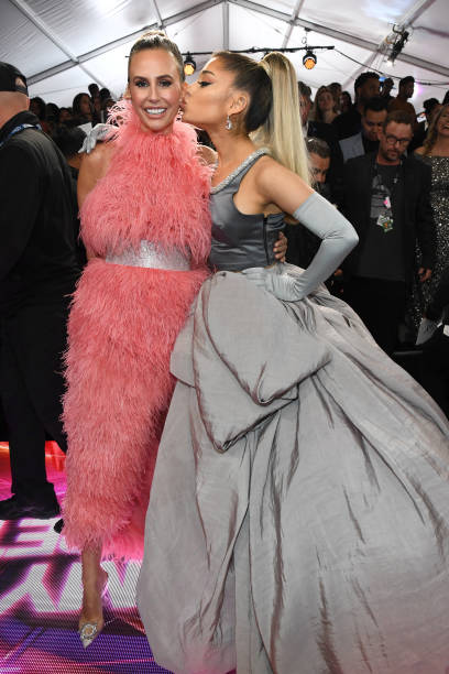 Keltie Knight and Ariana Grande attend the 62nd Annual GRAMMY Awards at STAPLES Center on January 26, 2020 in Los Angeles, California. — frame 133/153 (408×612)