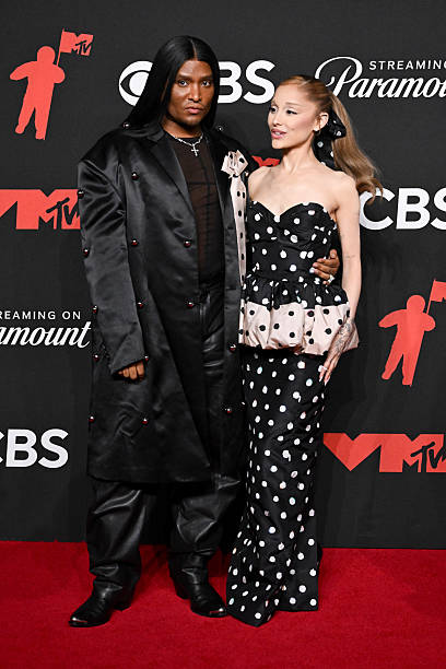 Law Roach, Ariana Grande at the MTV Video Music Awards 2025 held at UBS Arena on September 07, 2025 in New York, New York. — frame 86/100 (408×612)