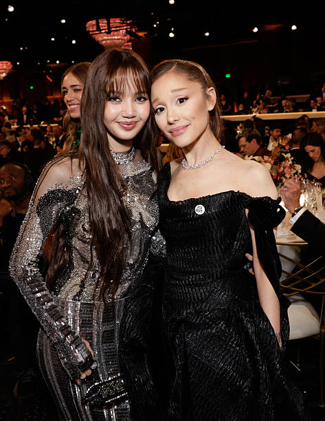 Lisa and Ariana Grande attend the 83rd Annual Golden Globe Awards at The Beverly Hilton on January 11, 2026 in Beverly Hills, California. — frame 5/19 (473×612)