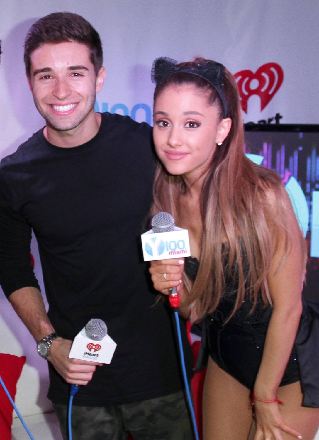 photo 12 in Ariana Grande gallery [id750719] 2014-12-26 00:00:00