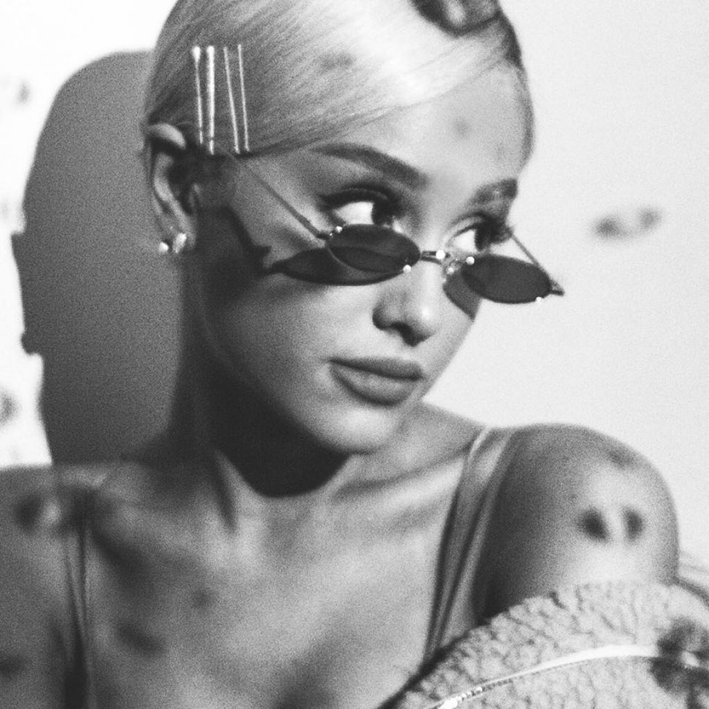 photo 16 in Ariana Grande gallery [id1033995] 2018-05-03 00:00:00