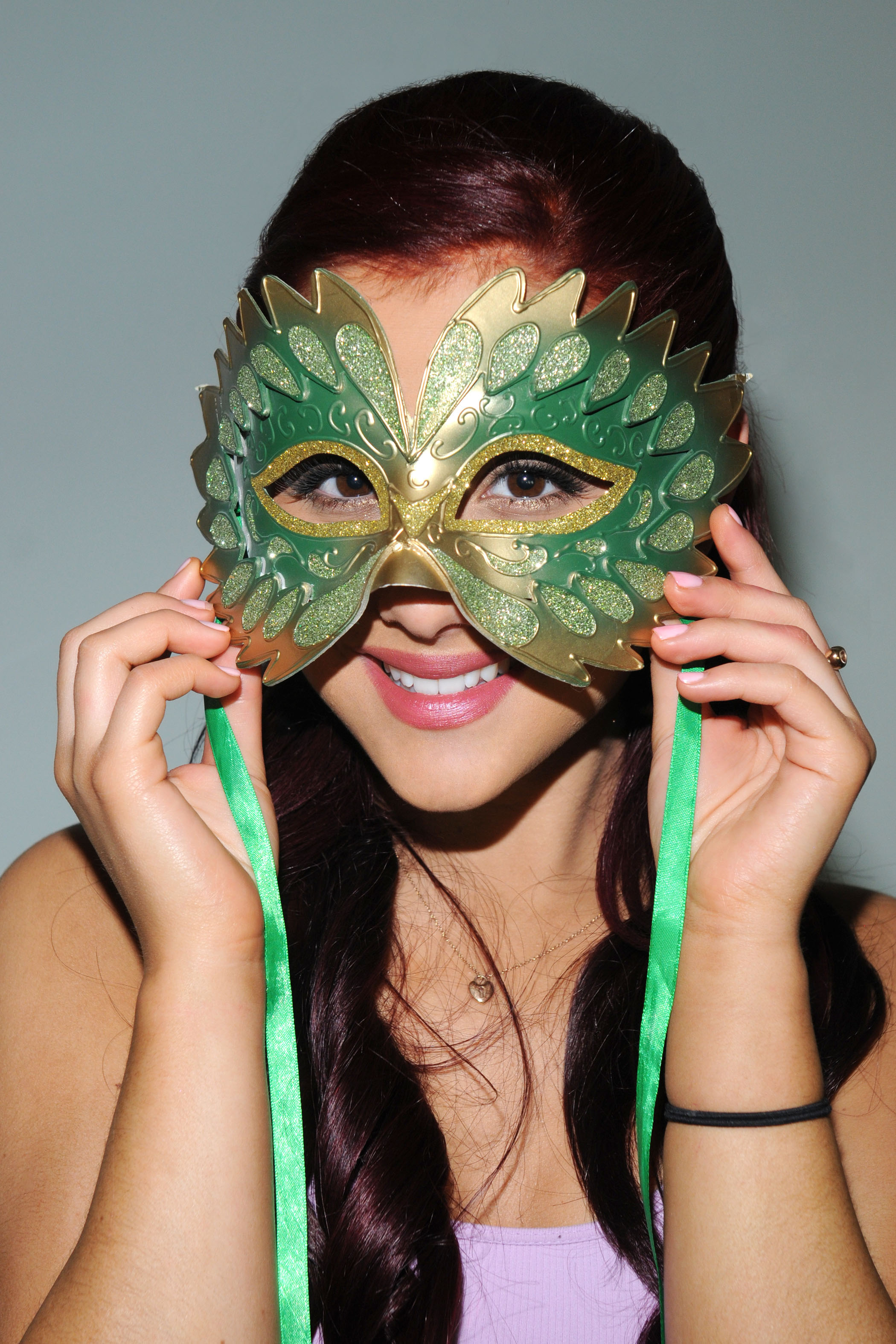 photo 19 in Ariana Grande gallery [id670039] 2014-02-16 00:00:00