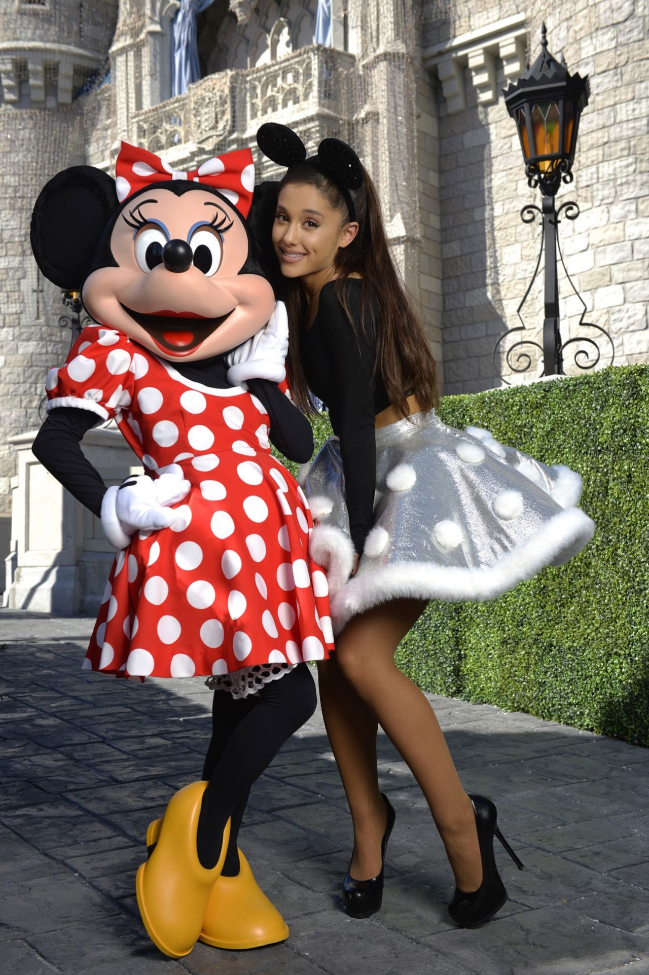 photo 23 in Ariana Grande gallery [id812202] 2015-11-15 00:00:00