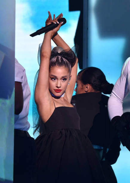 Recording artist Ariana Grande performs at the 2018 Billboard Music Awards at MGM Grand Garden Arena on May 20, 2018 in Las Vegas, Nevada. (435×612)