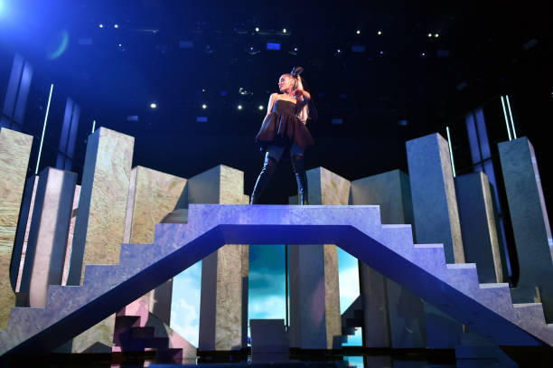 Recording artist Ariana Grande performs onstage at the 2018 Billboard Music Awards at MGM Grand Garden Arena on May 20, 2018 in Las Vegas, Nevada. (612×407)