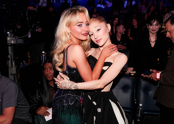 Sabrina Carpenter, Ariana Grande at the MTV Video Music Awards 2025 held at UBS Arena on September 07, 2025 in New York, New York. — frame 53/100 (612×437)