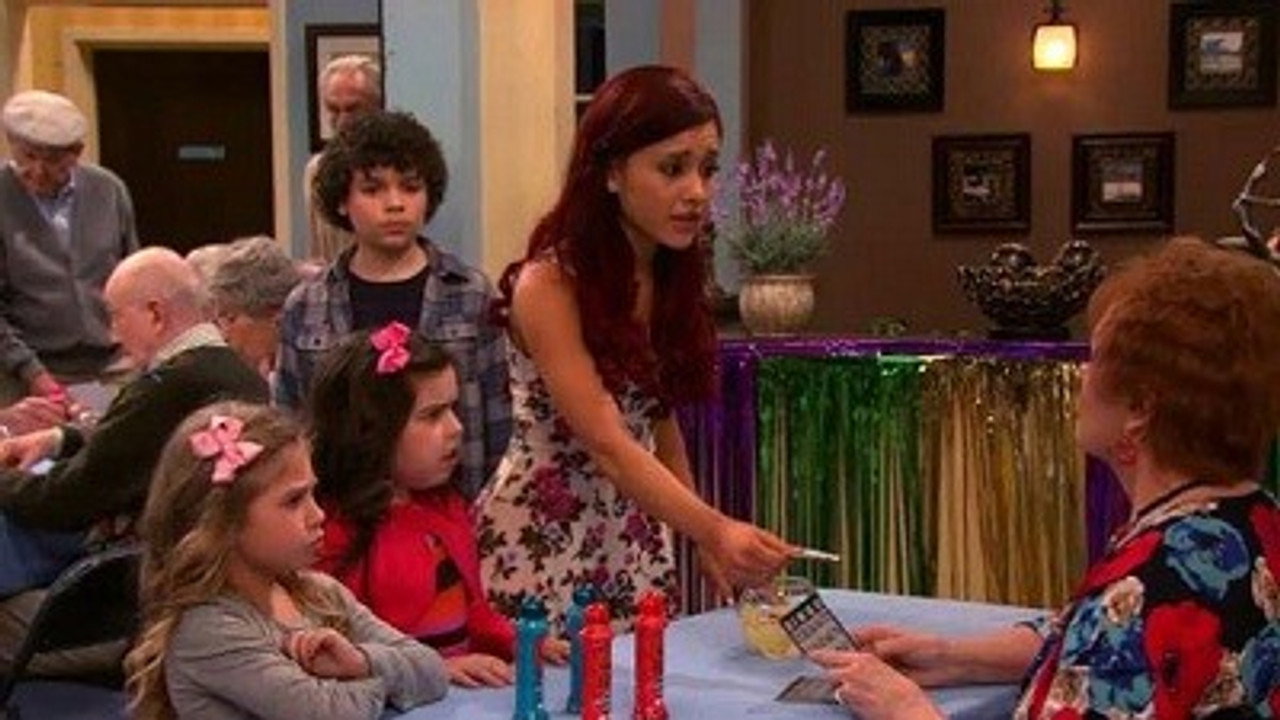 Sam & Cat S01E03 — #TheBritBrats (Ariana Grande as Cat Valentine) (400×225)