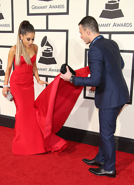 Singer Ariana Grande attends The 58th GRAMMY Awards at Staples Center on February 15, 2016 in Los Angeles, California. — frame 33/38 (446×612)